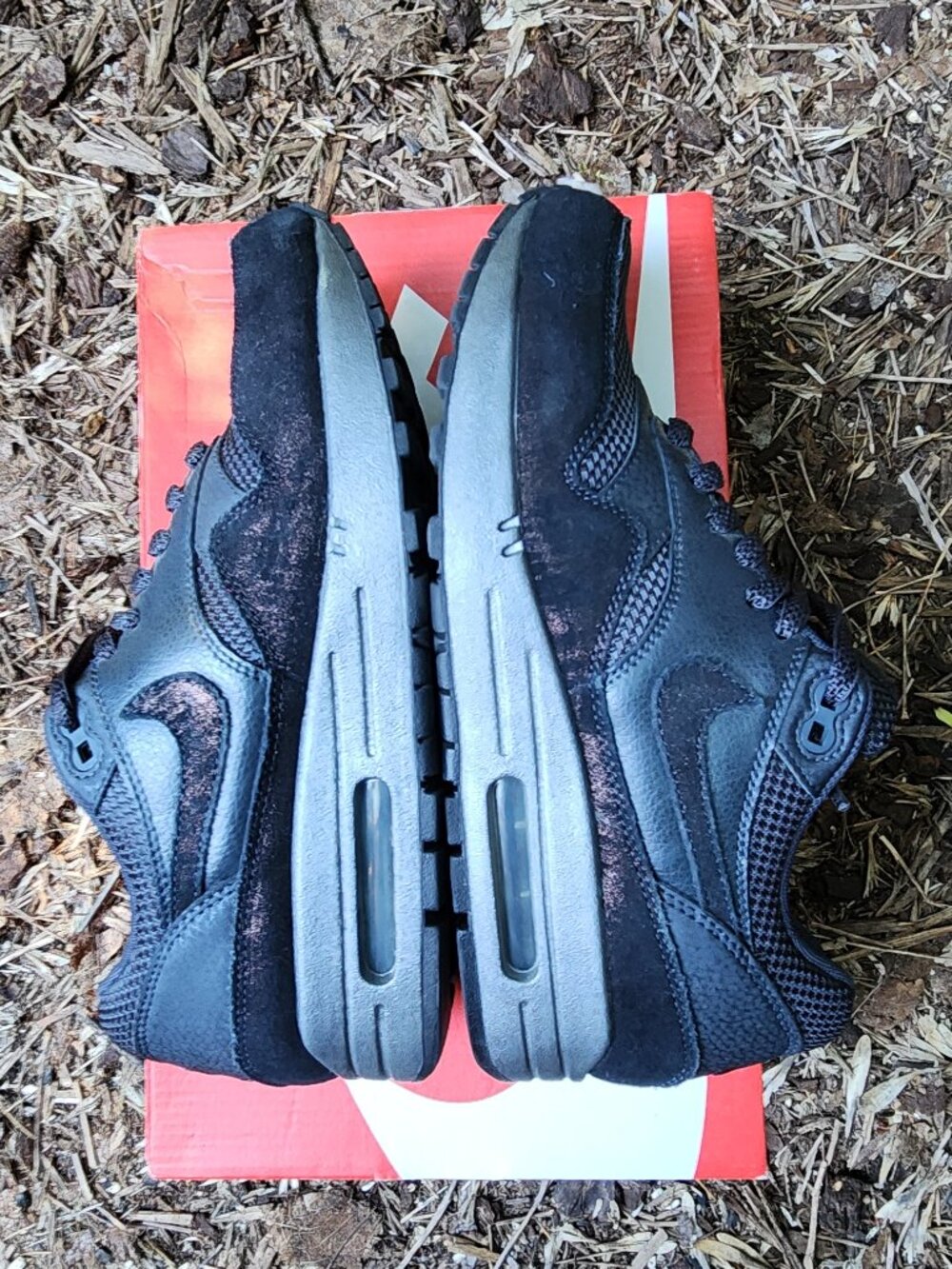 EUC 👟 Women's Nike Air Max 1 Premium Size 8 Black, charcoal